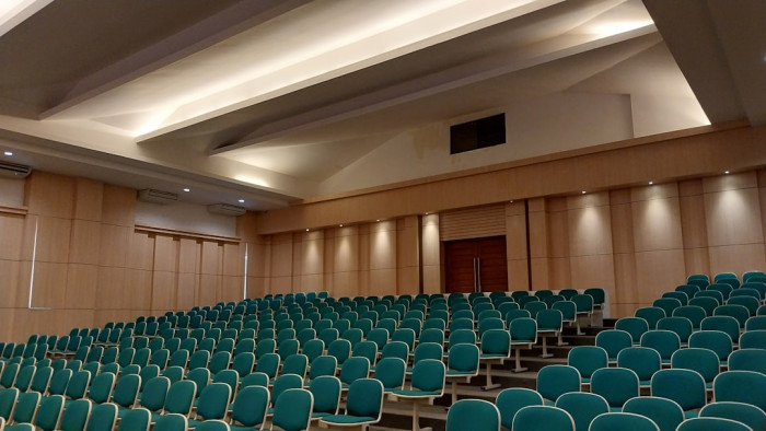 İstanbul Üniversitesi Siyaset Bilimi ve Uluslararası İlişkiler İngilizce Programı